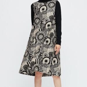 Marimekko + Uniqlo Sleeveless Black & White Floral Dress Funky A-Line Size XS